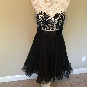 Faviana size 8 party dress